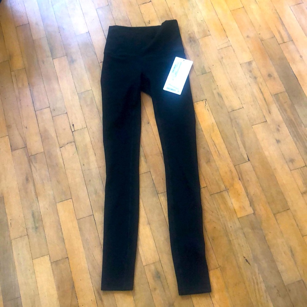 Mapped Out High Rise Tight 28” Black
